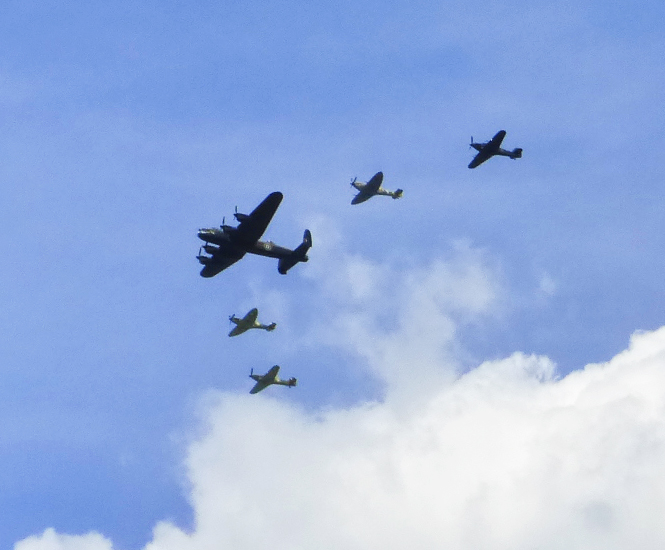Battle of Britain Memorial flight over Fairlop for the Queen Platinum Jubilee 3 Jun 2022

